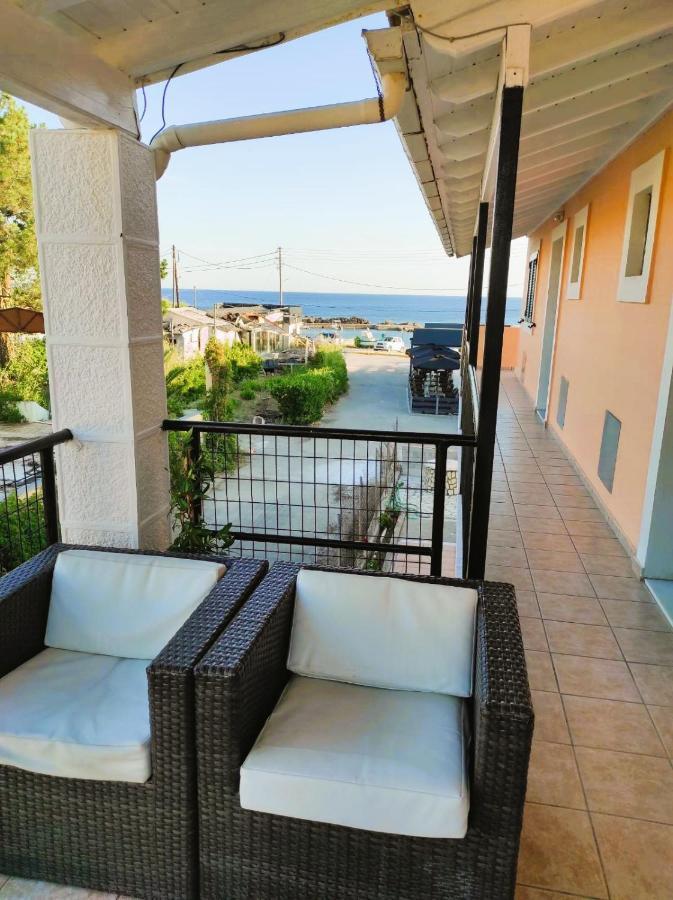 Aris Seaside Issos Beach Агиос Георгиос Екстериор снимка